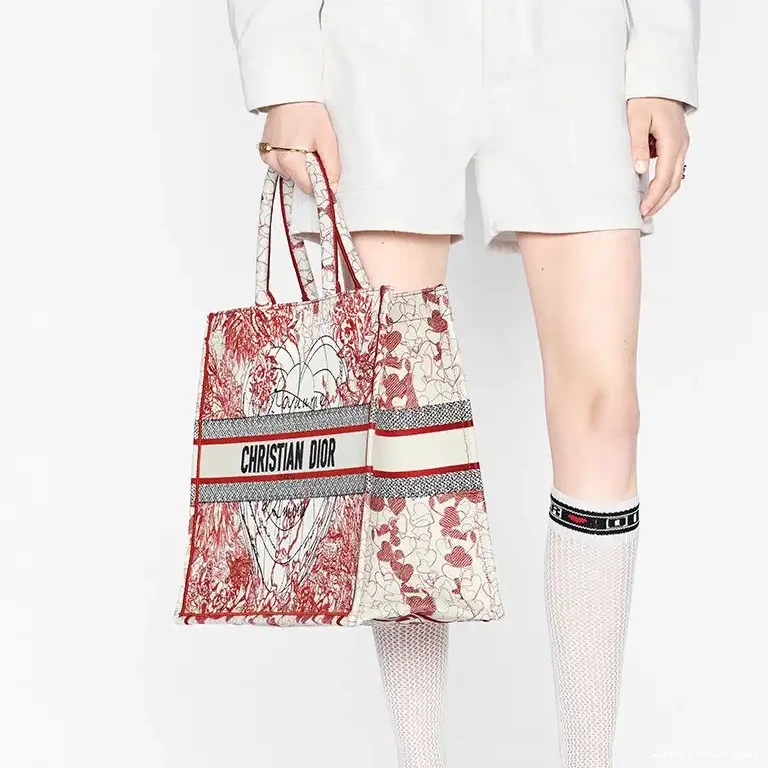 Cheap D-Royaume Motif d'Amour Dior Tote Dioramour Book Canvas Red White 0504 Hot Sale